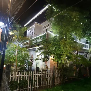 Hong Cong Couette-café
